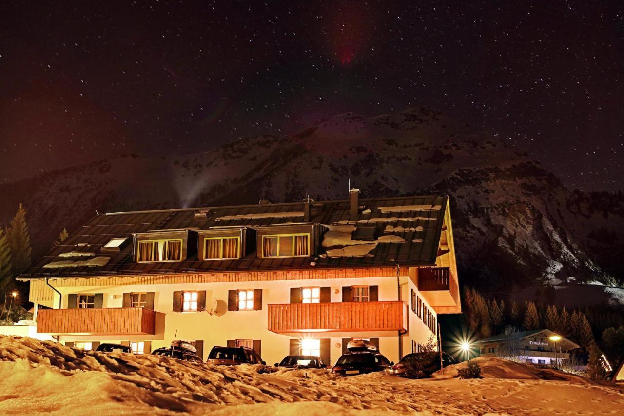 Chalet Zur Rose Apartman Berwang Kültér fotó