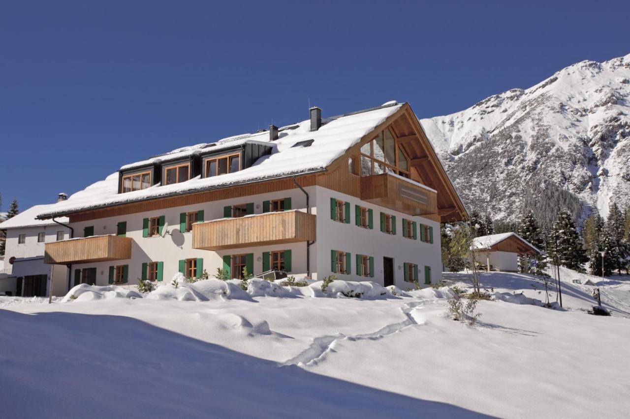 Chalet Zur Rose Apartman Berwang Kültér fotó