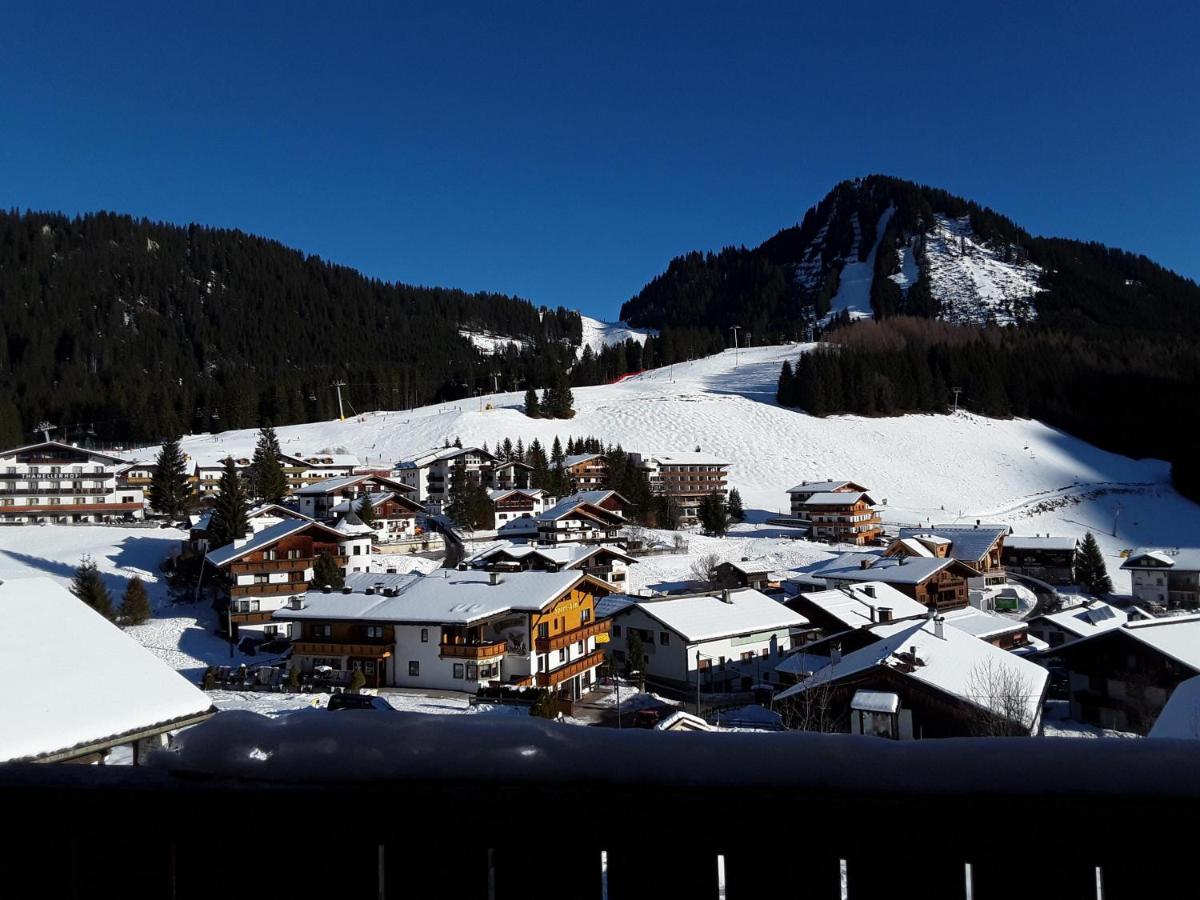 Chalet Zur Rose Apartman Berwang Kültér fotó